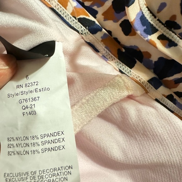 Island Escape Drape Front Tankini Top size 6 - Picture 9 of 10